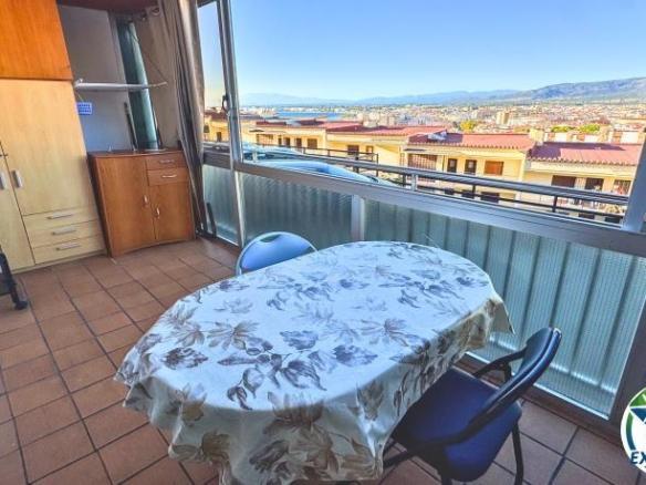 Apartment for sale at Carrer Francesc Alegre 3 1 B, 3, Almadrava – Canyelles – Puig-Rom