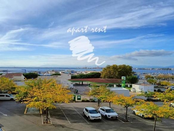 Apartment for sale in Merce Rodoreda, Almadrava – Canyelles – Puig-Rom