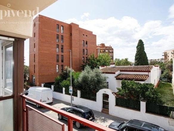 Apartment for sale on Carrer Sant Pau, Creu de la Mà