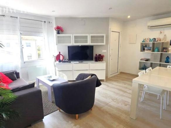 Apartment for sale in Lutgardo Lopez, Centre