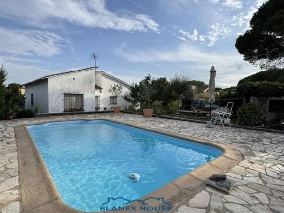 House or villa for sale in Maresme, Residencial Park