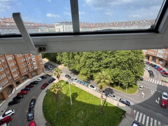 Duplex for sale in Alfonso Rodriguez Castelao, Los Rosales