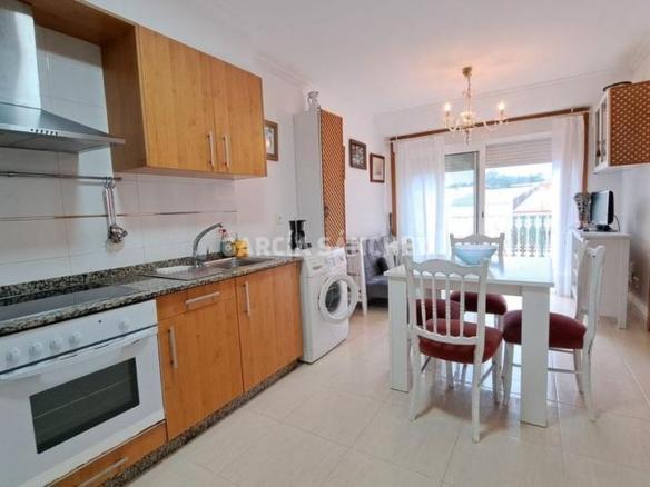 Apartment for sale on Estrada Xeral Cabo de Cruz Pesqueira, Boiro