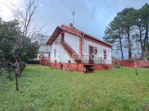 House or chalet for sale on Avenida de Barraña, 89, Boiro