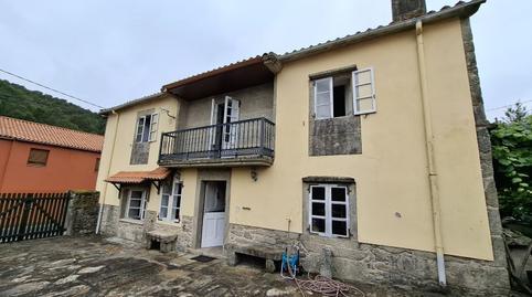 House or villa for sale in Laxe
