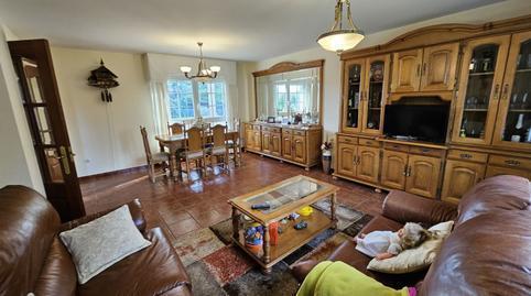 House or villa for sale in Piñeiro, Cambre
