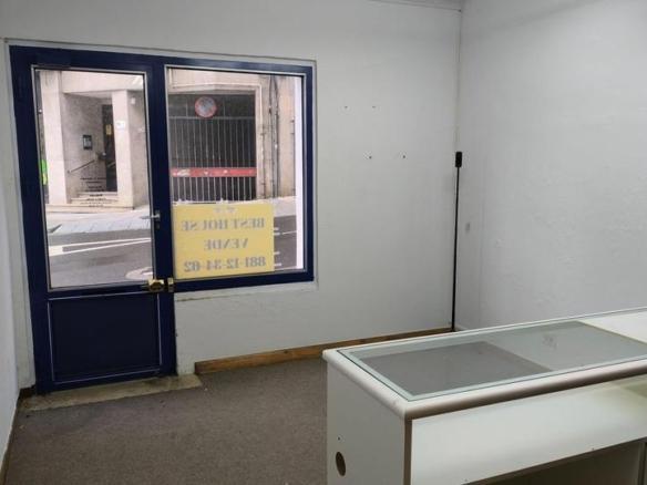 Office for sale in Gómez Ulla, Ensanche – Sar