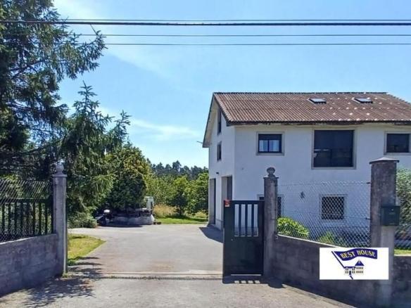 House or chalet for sale in Lugar Aro, Negreira