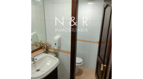 Commercial space for sale in Rosalia de Castro, South Campus – Santa Marta