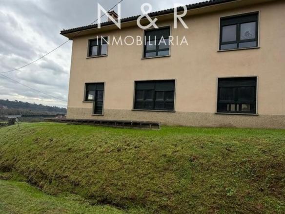 House or chalet for sale in Valado Eixo, Parroquias de Santiago