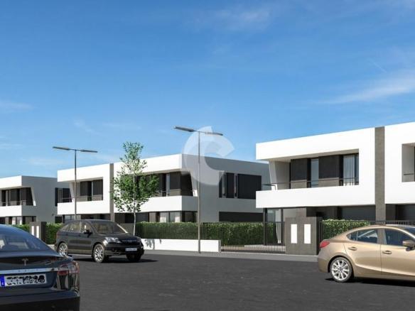 Townhouse for sale in Rua Cepeira, 28, Miño