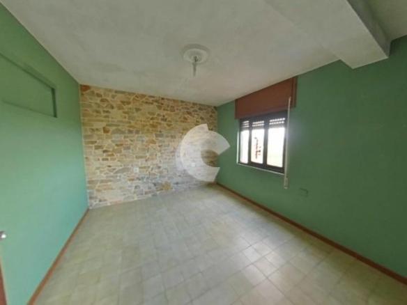 Townhouse for sale in Ares