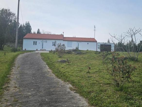 House or chalet for sale in Lugar Axeitos, 4, Oleiros