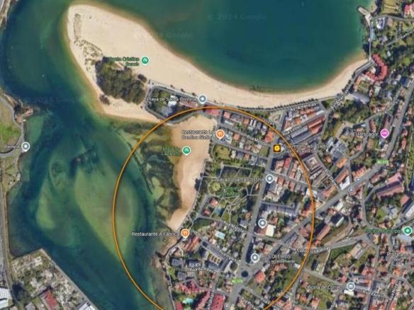 Duplex for sale on Avenida Ernesto Che Guevara, Perillo