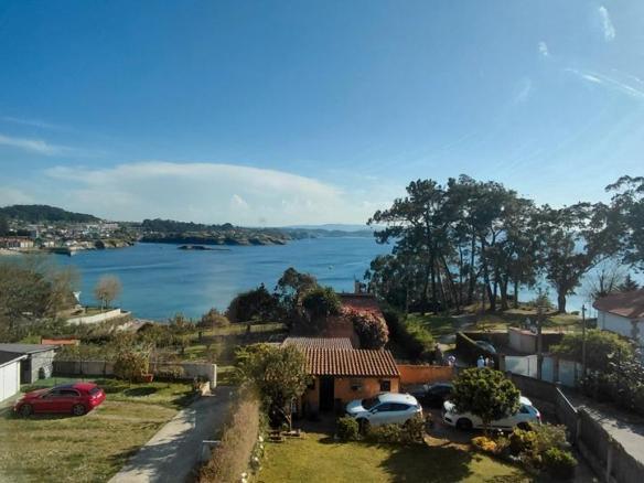 House or villa for sale in Rúa Do Manchón, Mera – Serantes