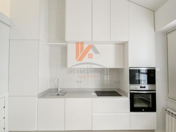 Townhouse for sale in Barrio Cornes, 4, Conxo