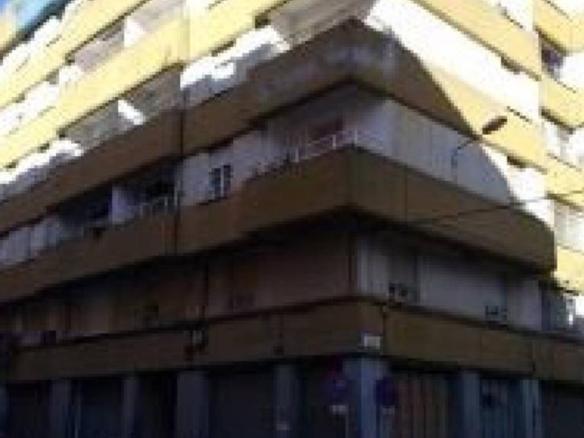 Apartment for sale on Angel Guimera Street, Centre