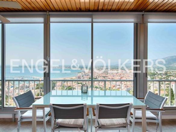 Apartment for sale in Carrer Cant Dels Ocells, 38, Almadrava – Canyelles – Puig-Rom