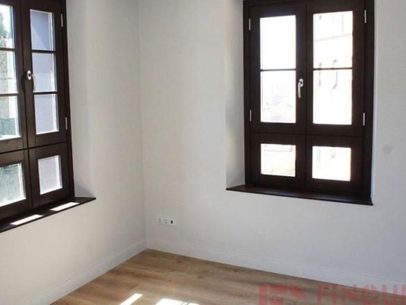Apartment for sale in Centre – Barri Vell
