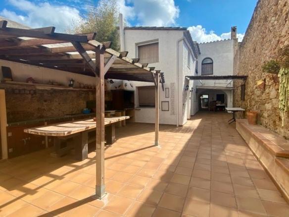 Rustic property for sale on Carrer Enginyer Algarra, 59, Pals