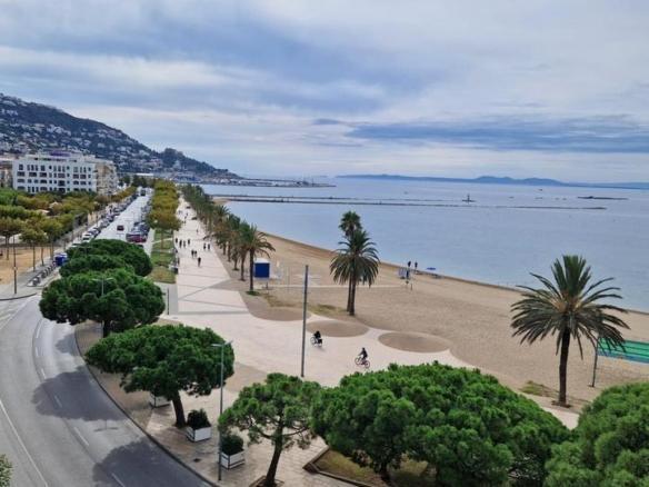 Penthouse for sale in Centre