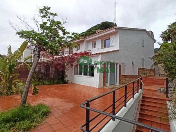House or chalet for sale in Passatge Buenos Aires, Fenals