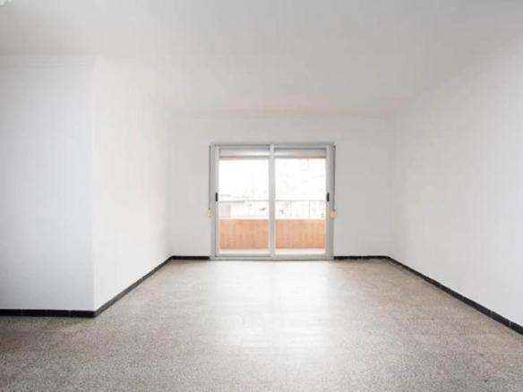 Apartment for sale on Carrer D’àngel Guimerà, Center