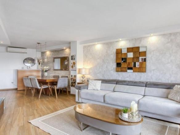 Apartment for sale in Roses, Roses – Fossos Road
