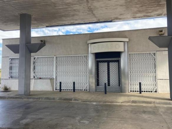 Premises for sale in Afores, Pontós