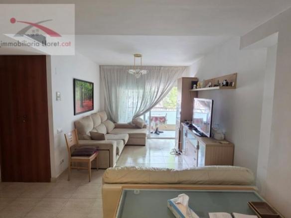 Apartment for sale in Fenals