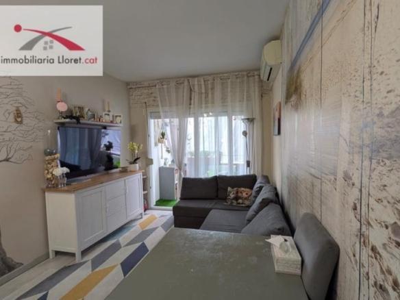 Apartment for sale in Fenals