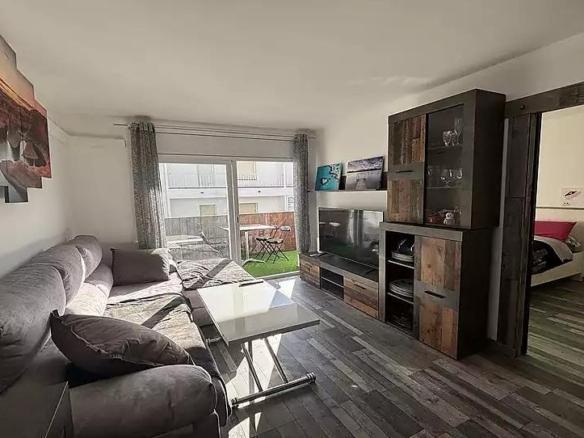 Apartment for sale on Avenida de la Mare de Déu de Montserrat, 38, Center