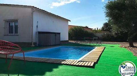House or villa for sale on Calle Urgell, 11, Nord