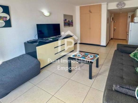 Studio for sale in Cala Rostella, Salatar