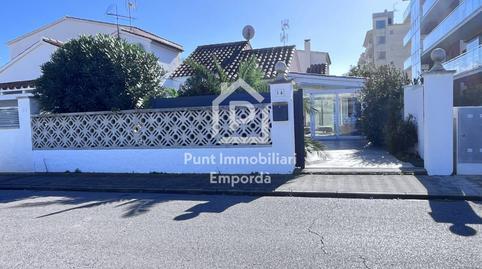 House or villa for sale on Avenida Puerto de la Estaca, Santa Margarita