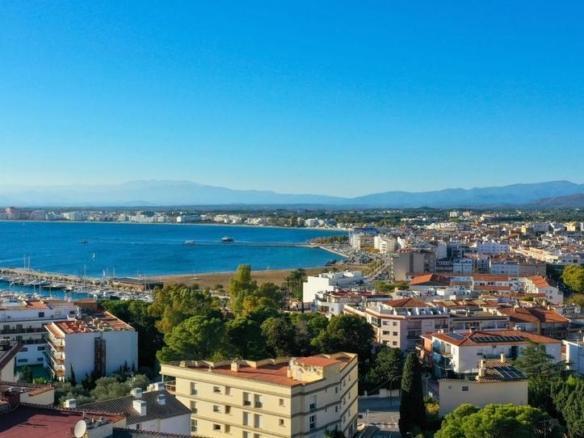 Apartment for sale in Francesc Alegre, Almadrava – Canyelles – Puig-Rom