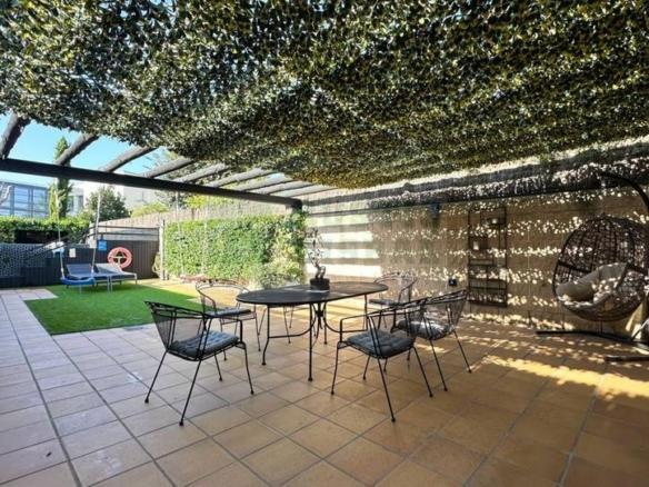 House or chalet for sale in La Bisbal d’Empordà