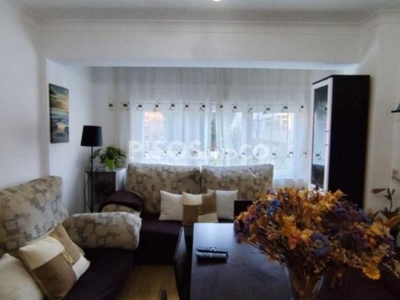 Apartment for sale on Avenida Das Mariñas, Perillo