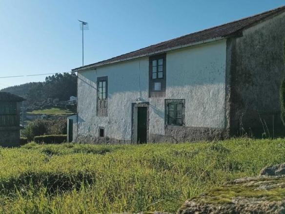 House or villa for sale in the city center
