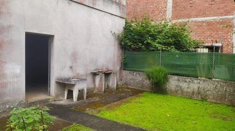 Building for sale in Carballo