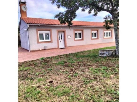 Townhouse for sale in Lugar Codesoso Monte, 3, Sobrado (A Coruña)