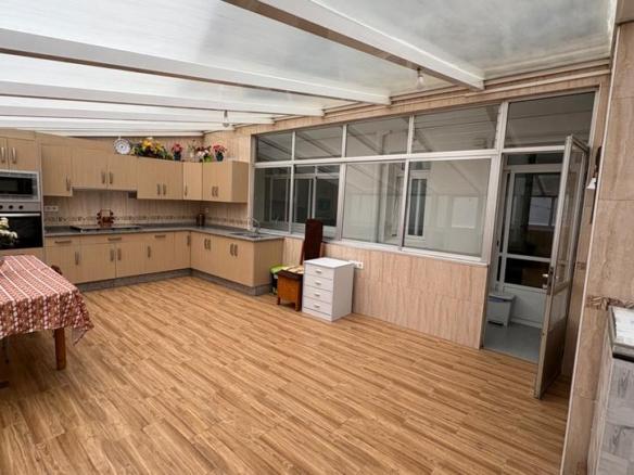 Apartment for sale in Camino Pino, Alto del Castaño