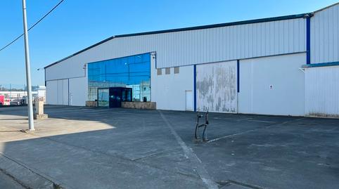 Industrial warehouse for sale on Avenida Arrieiros, 4, San Mateo – Castro- O Val