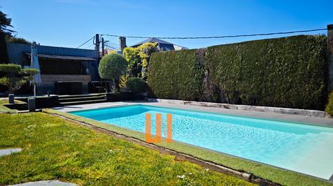 House or chalet for sale on Rua París, Elviña – A Zapateira
