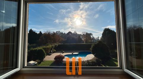 House or villa for sale on Avenida Valle-Inclán, Perillo