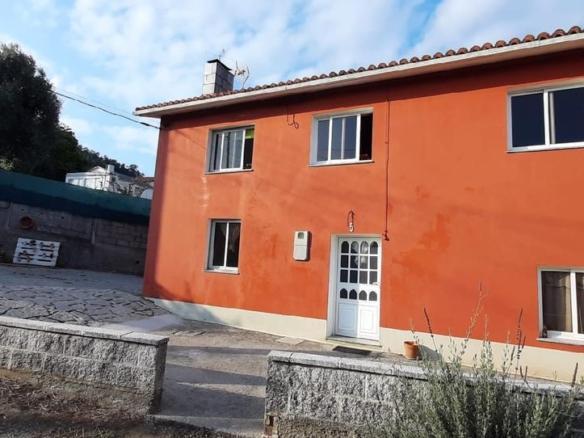 House or villa for sale in Ares