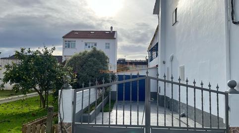 House or chalet for sale in Piñeiros- Freixeiro