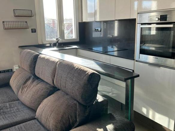 Apartment for sale in Rúa de Santo Domingo de la Calzada, Ensanche – Sar