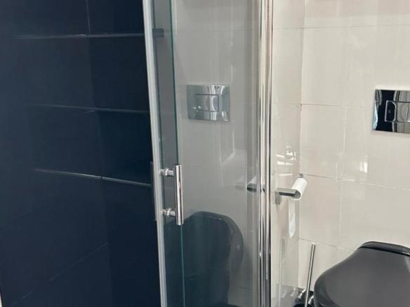 Apartment for sale in Rúa de Santo Domingo de la Calzada, Ensanche – Sar