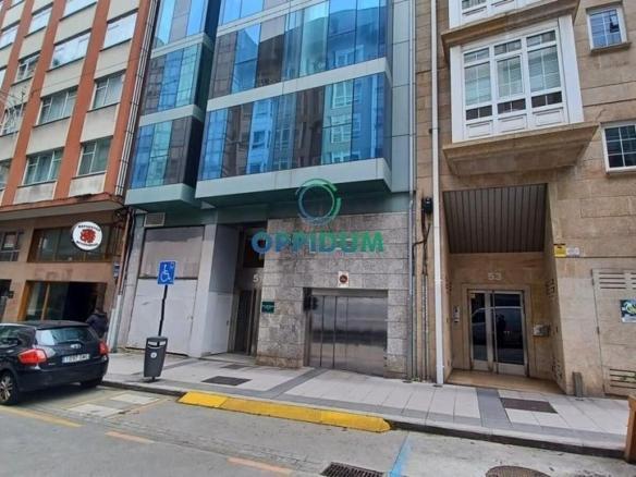 Commercial premises for sale at Calle de Federico Tapia, 51, Ensanche